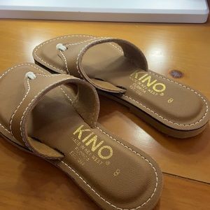 Brand new Kinos woman size 8